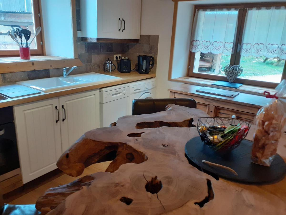 La Grange De Pimberty - Beautiful Apartments 27 Miles From Geneva Vailly Extérieur photo