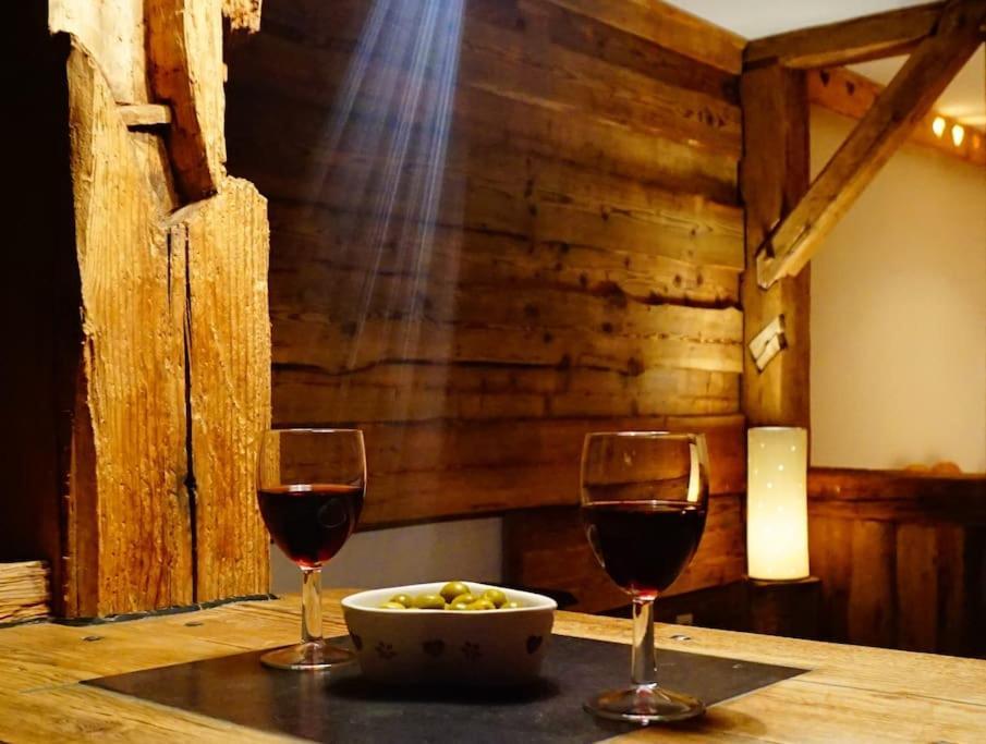 La Grange De Pimberty - Beautiful Apartments 27 Miles From Geneva Vailly Extérieur photo