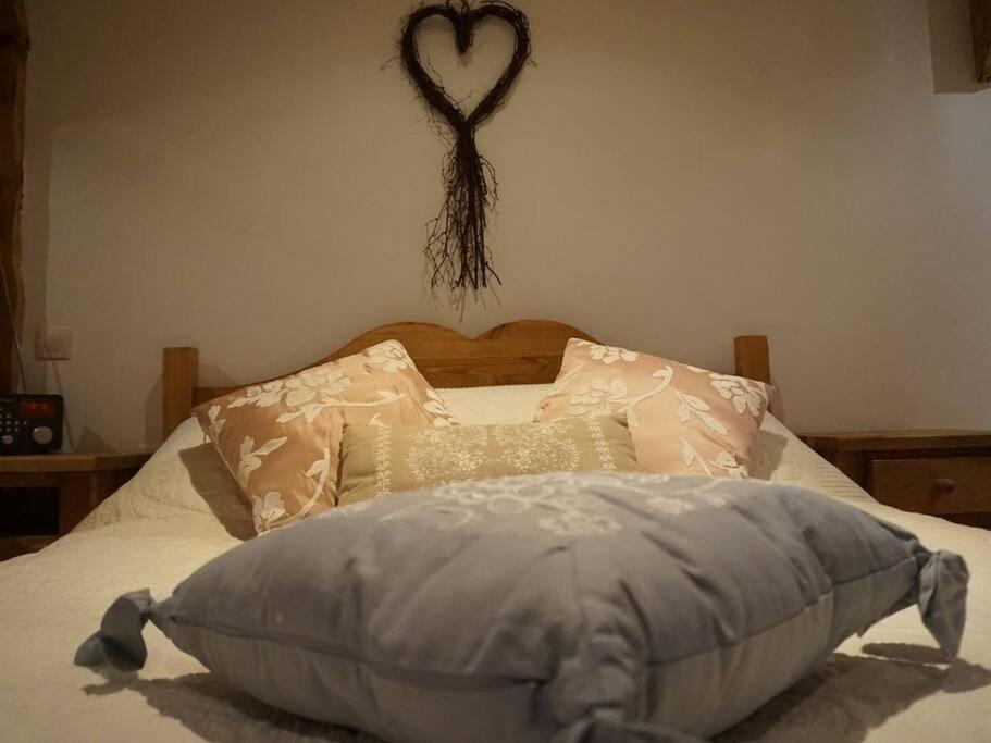 La Grange De Pimberty - Beautiful Apartments 27 Miles From Geneva Vailly Extérieur photo